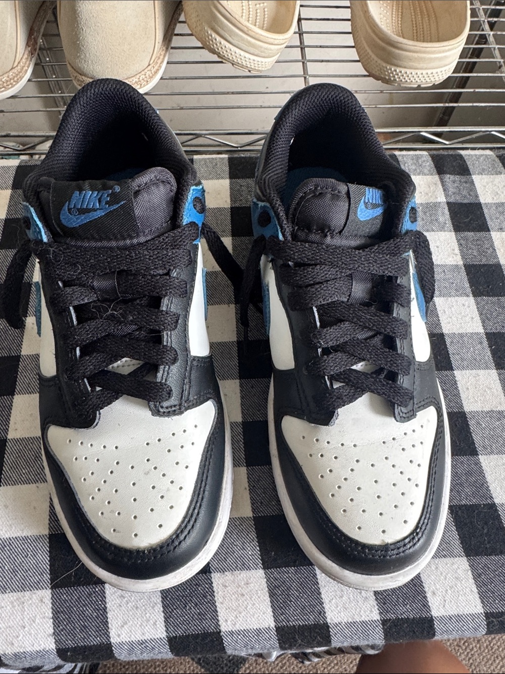 Nike Boys  Black, White and Blue Low-Top Sneakers